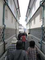 303067_203011073104558_100001869991